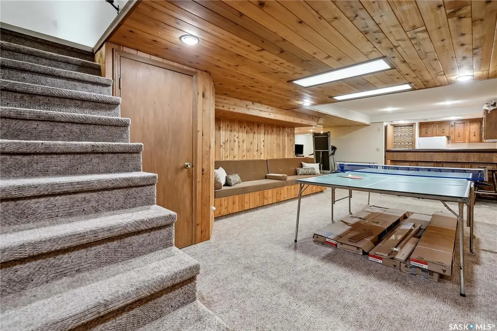 15 Minot Drive Regina SK S4X 1B5