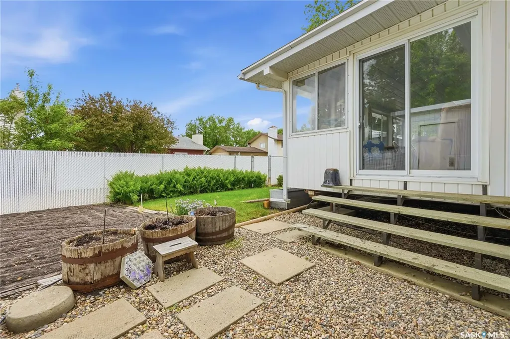 15 Minot Drive Regina SK S4X 1B5