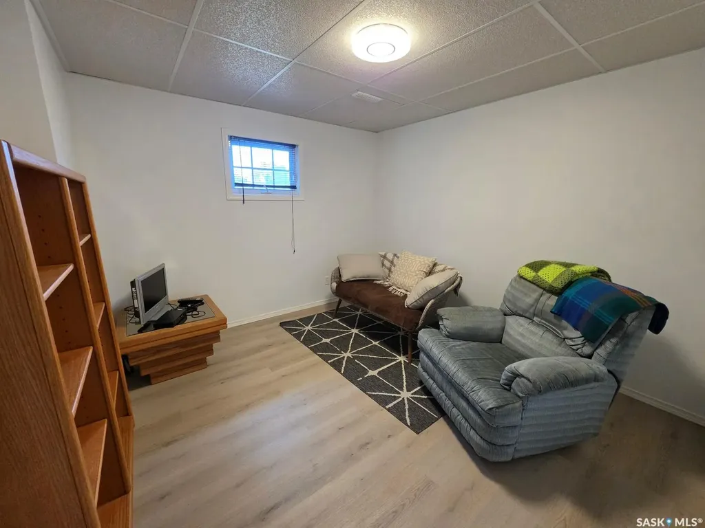 9 Ducluzeau Place Meadow Lake SK S9X 1B5