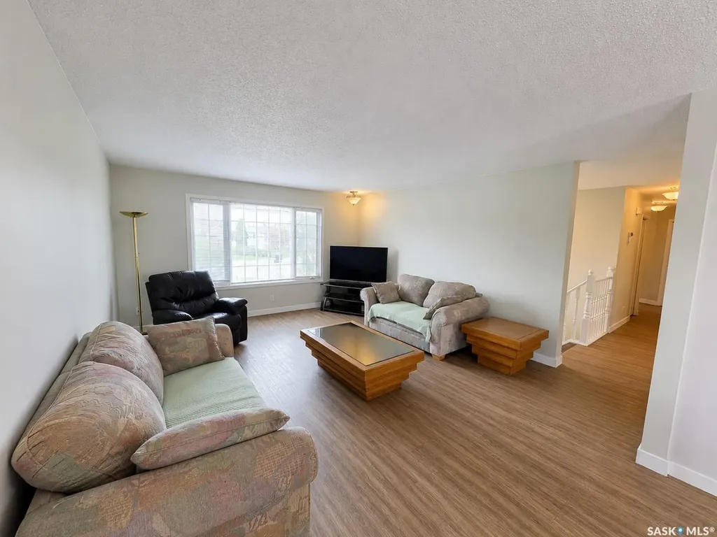 9 Ducluzeau Place Meadow Lake SK S9X 1B5