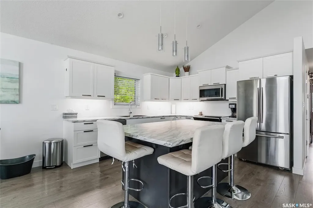 2 Sorensen Street Mckillop Rm No. 220 SK S0G 4L0