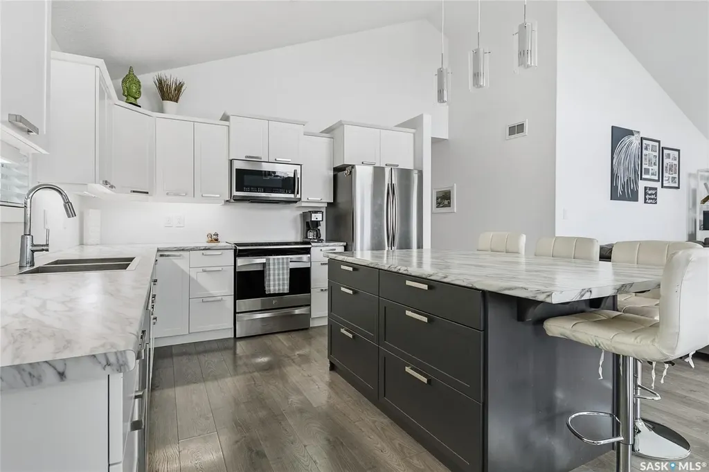 2 Sorensen Street Mckillop Rm No. 220 SK S0G 4L0