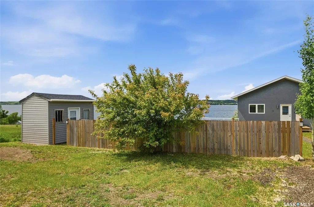 2 Sorensen Street Mckillop Rm No. 220 SK S0G 4L0