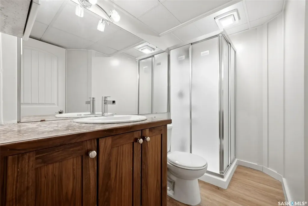 58 Bird Bay Regina SK S4N 1P9