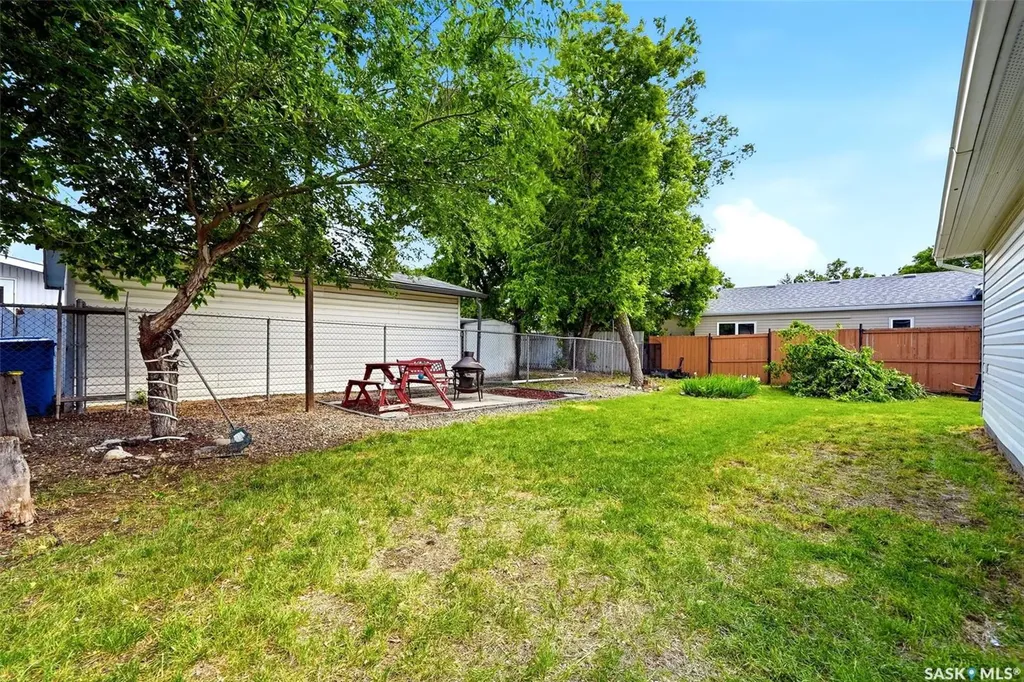 58 Bird Bay Regina SK S4N 1P9