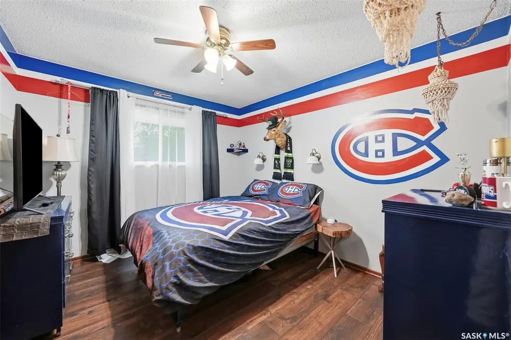 30 Riel Crescent Saskatoon SK S7J 2W6