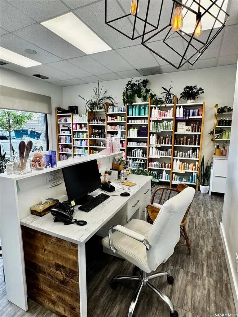 329 Central Avenue N Swift Current SK S9H 0L5