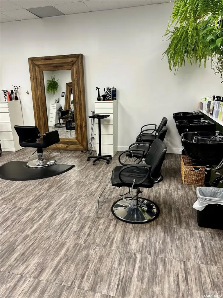 329 Central Avenue N Swift Current SK S9H 0L5