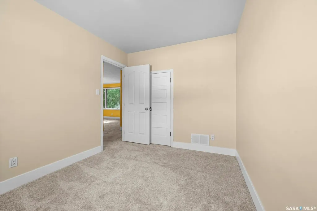 1324 Forget Street Regina SK S4T 4Y1