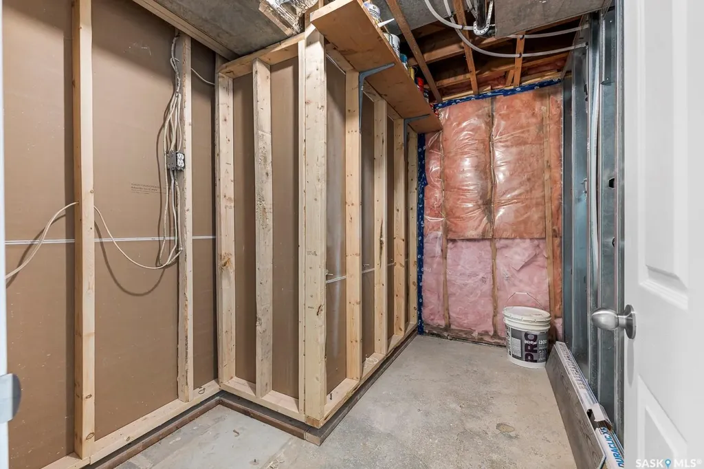 1324 Forget Street Regina SK S4T 4Y1