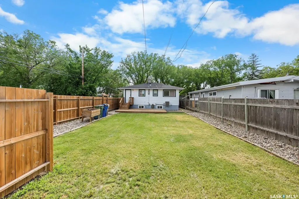 1324 Forget Street Regina SK S4T 4Y1