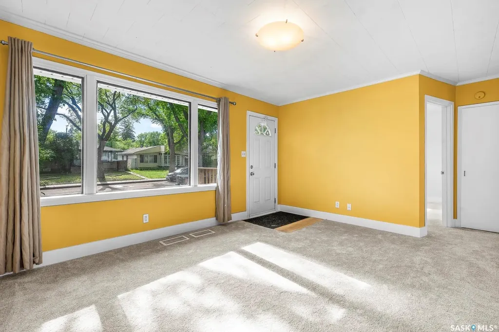 1324 Forget Street Regina SK S4T 4Y1