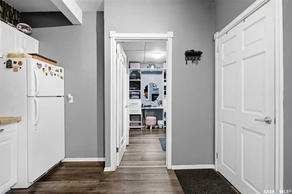 1207 5th Avenue Regina Beach SK S0G 4C0