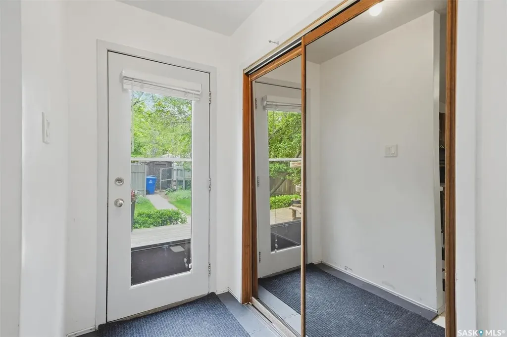 1003 6th Street E Saskatoon SK S7H 1E1