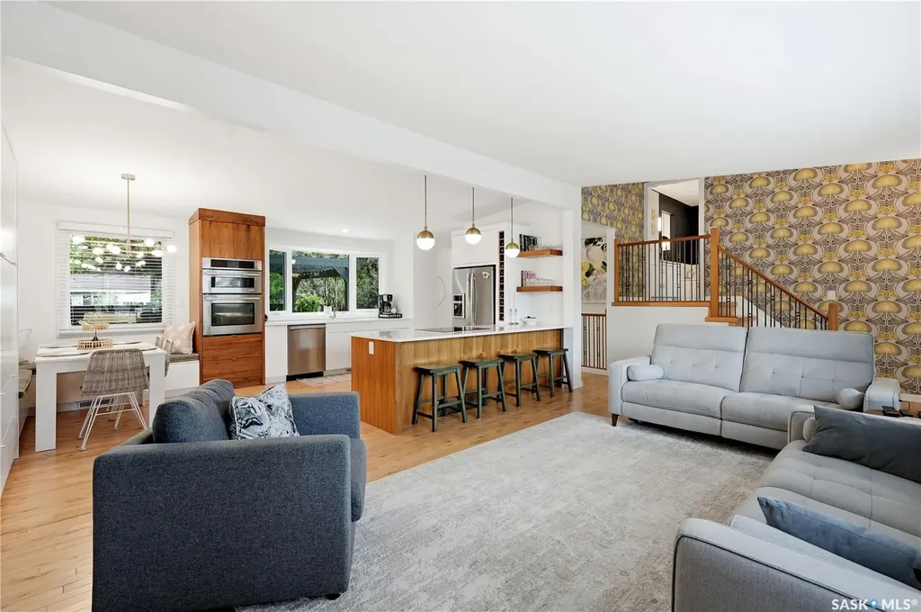 901 Glasgow Street Saskatoon SK S7J 0N9