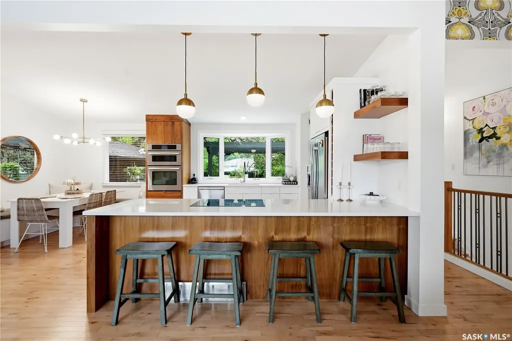 901 Glasgow Street Saskatoon SK S7J 0N9