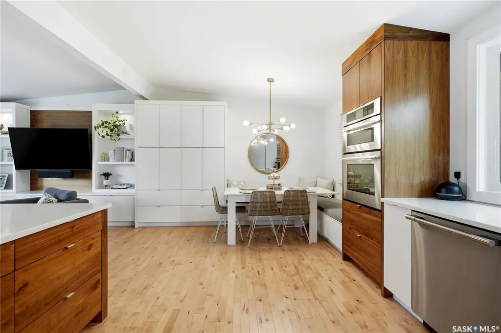 901 Glasgow Street Saskatoon SK S7J 0N9