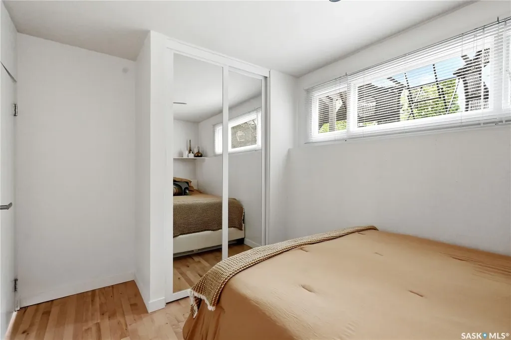901 Glasgow Street Saskatoon SK S7J 0N9