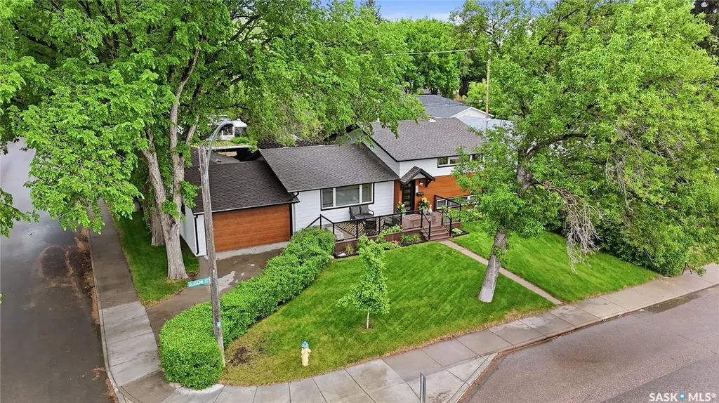 901 Glasgow Street Saskatoon SK S7J 0N9