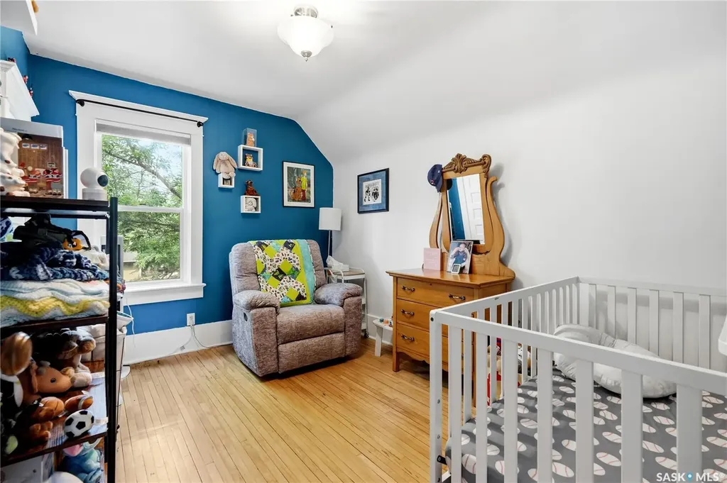 1027 Grafton Avenue Moose Jaw SK S6H 3S2