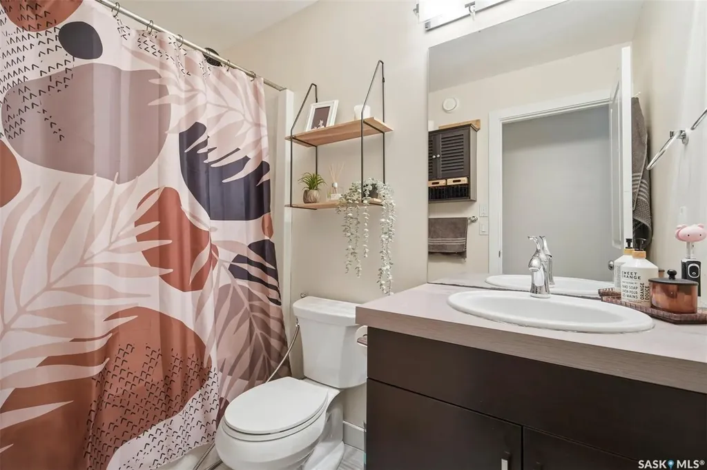 615 Pringle Bend Saskatoon SK S7T 0S7