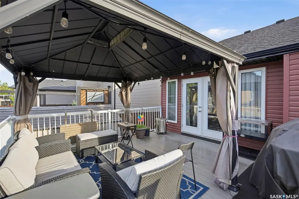 615 Pringle Bend Saskatoon SK S7T 0S7