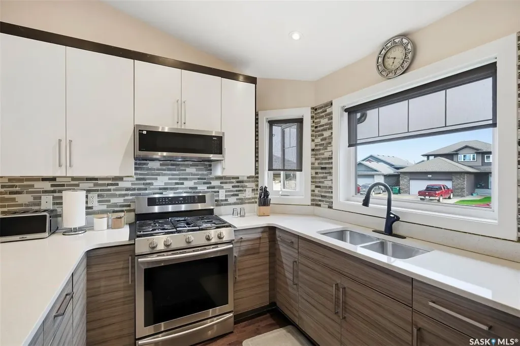 615 Pringle Bend Saskatoon SK S7T 0S7