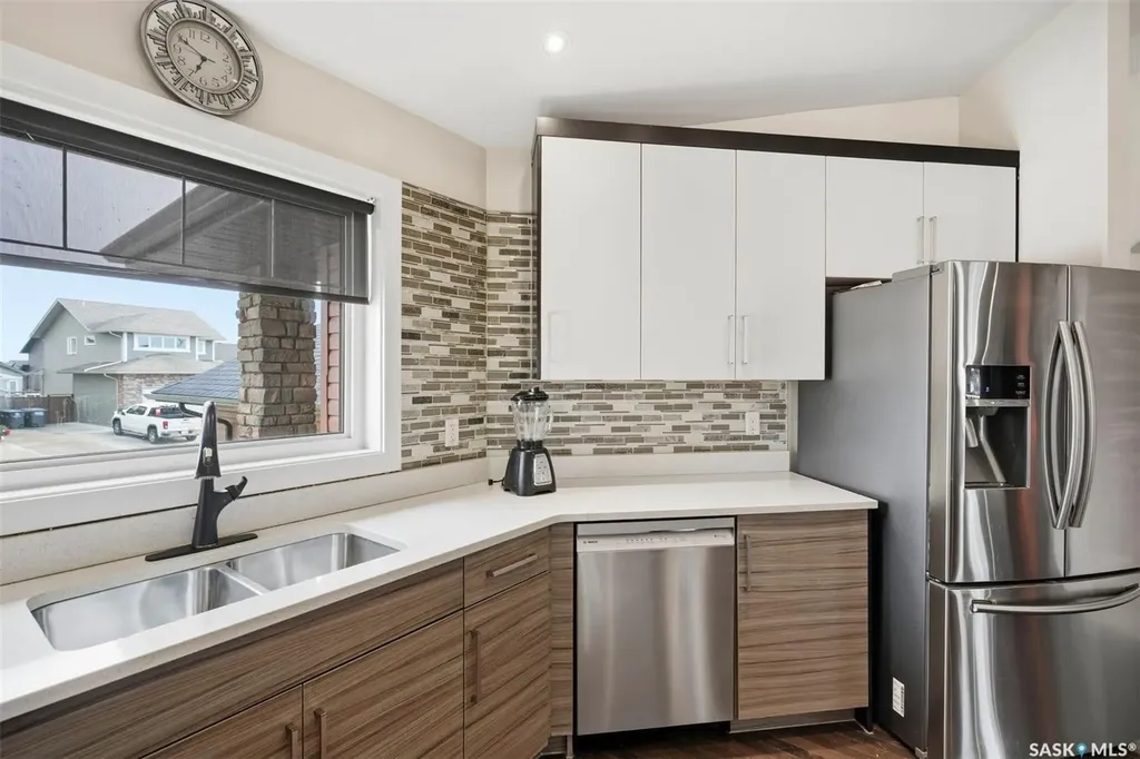615 Pringle Bend Saskatoon SK S7T 0S7