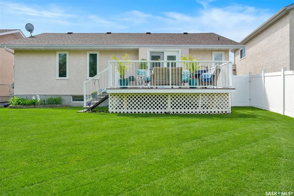 7002 Maple Wood Crescent Regina SK S4X 4J9