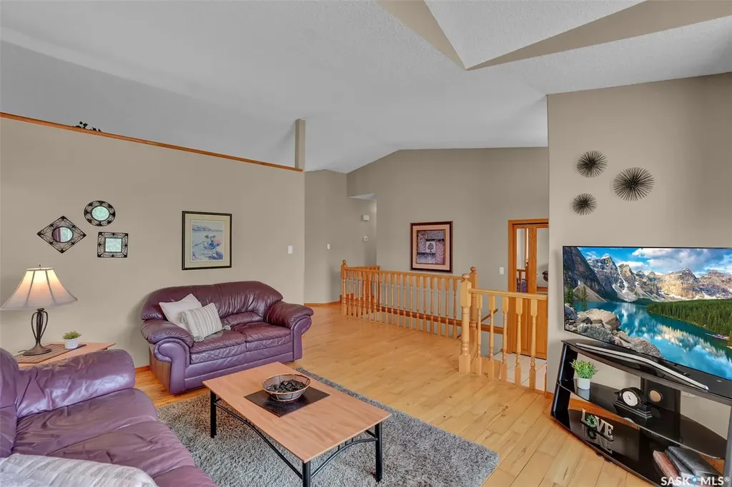 7002 Maple Wood Crescent Regina SK S4X 4J9