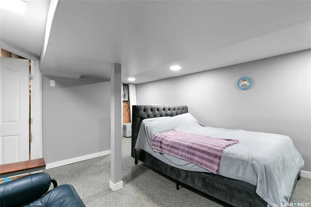 1357 Wascana Street Regina SK S4T 4J4
