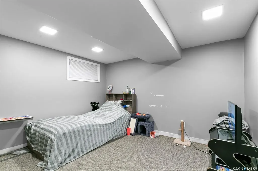 1357 Wascana Street Regina SK S4T 4J4