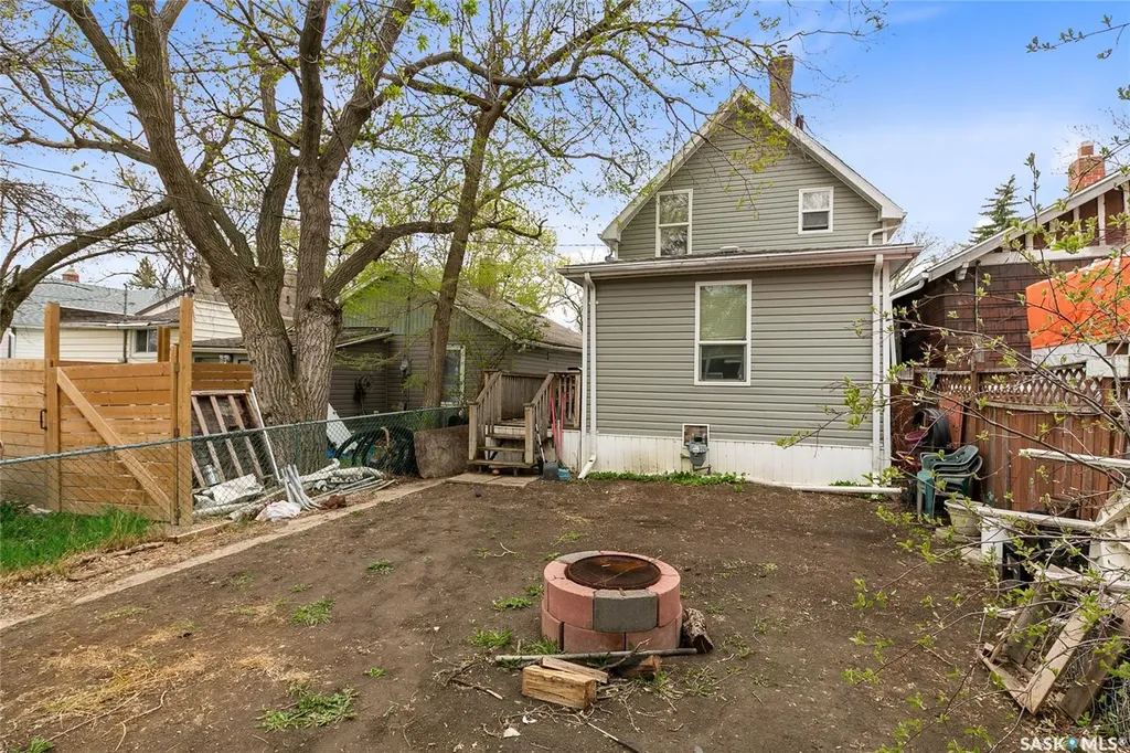 1357 Wascana Street Regina SK S4T 4J4