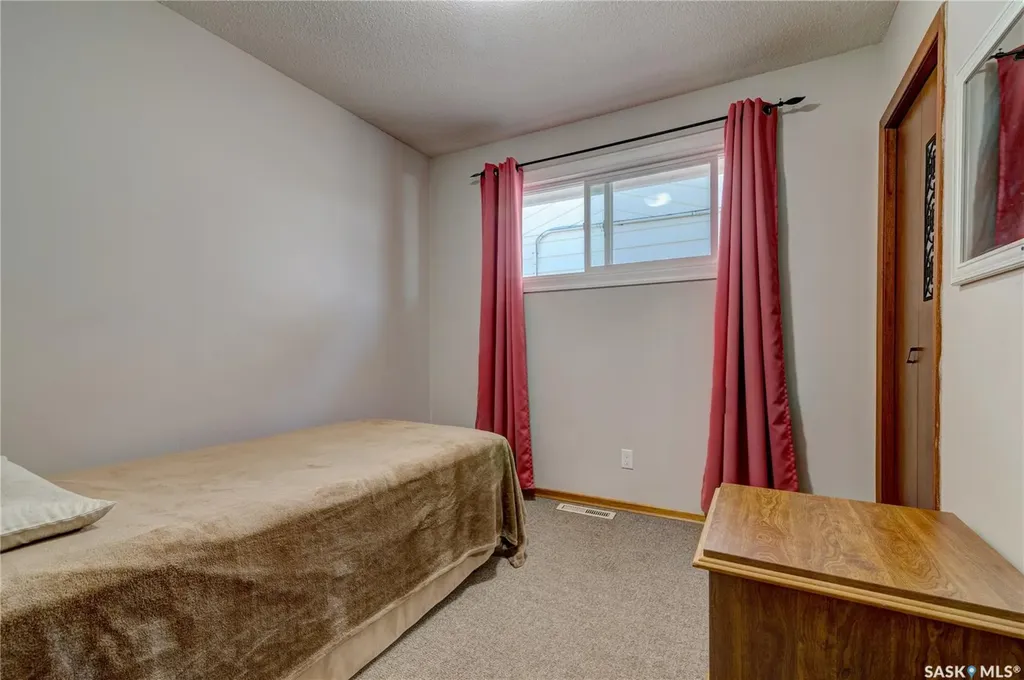 320 Froom Crescent Regina SK S4N 1B7