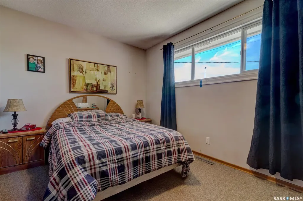 320 Froom Crescent Regina SK S4N 1B7