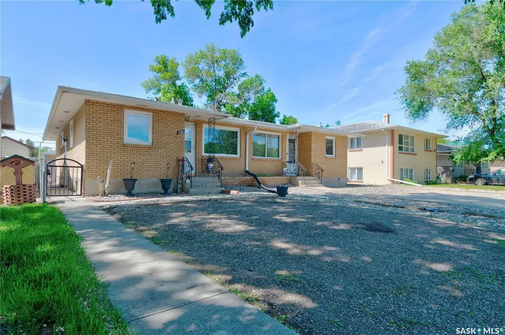 320 Froom Crescent Regina SK S4N 1B7