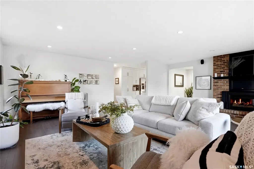 105 Sturgeon Drive Saskatoon SK S7K 4C3