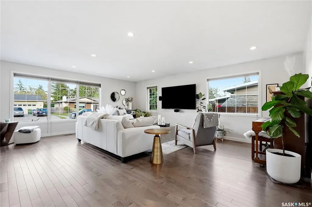 105 Sturgeon Drive Saskatoon SK S7K 4C3