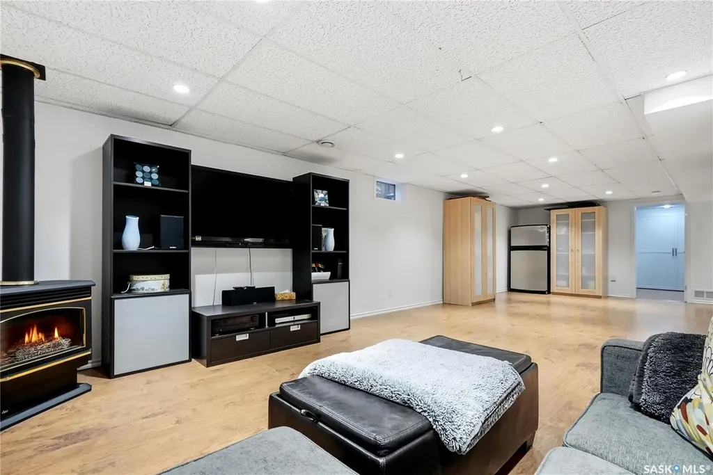 105 Sturgeon Drive Saskatoon SK S7K 4C3