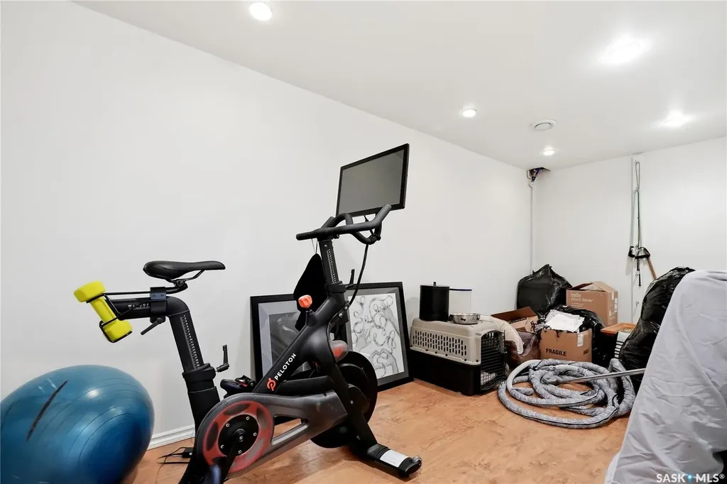 105 Sturgeon Drive Saskatoon SK S7K 4C3