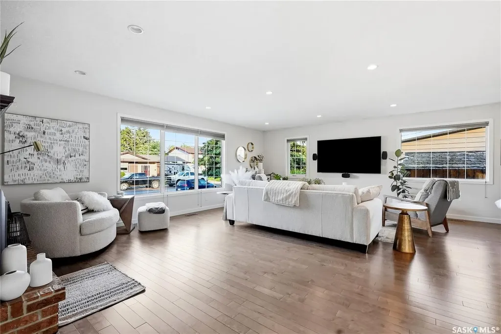 105 Sturgeon Drive Saskatoon SK S7K 4C3