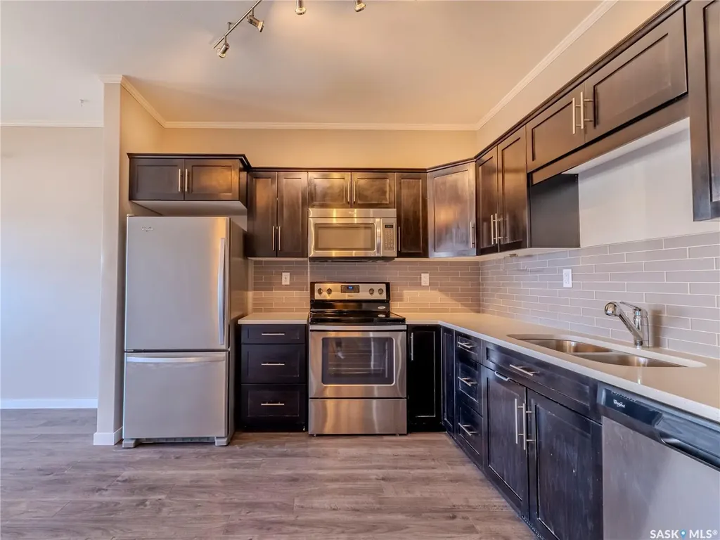 720 Baltzan Boulevard Saskatoon SK S7W 0W6