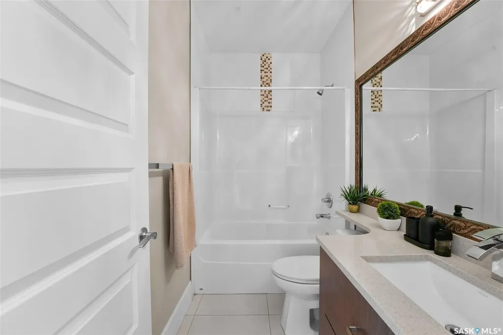 5114 Aviator Place Regina SK S4W 0G6