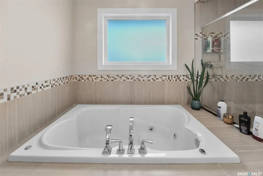 5114 Aviator Place Regina SK S4W 0G6