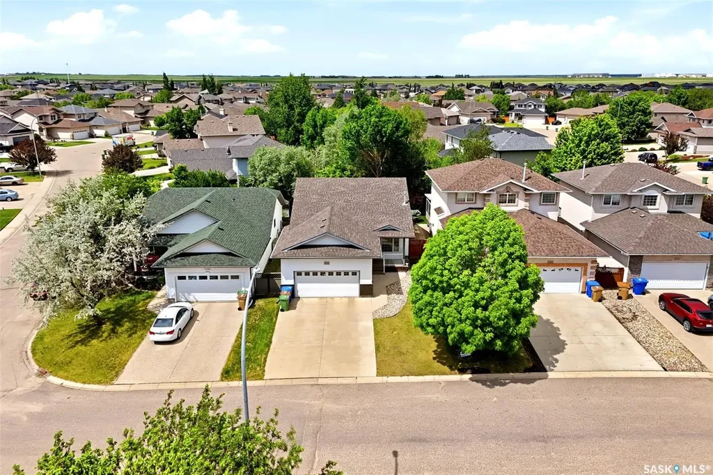 5022 Boswell Crescent Regina SK S4X 4P9
