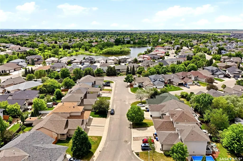 5022 Boswell Crescent Regina SK S4X 4P9