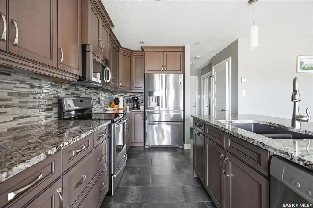 4009 Alton Crescent Regina SK S4W 0H6