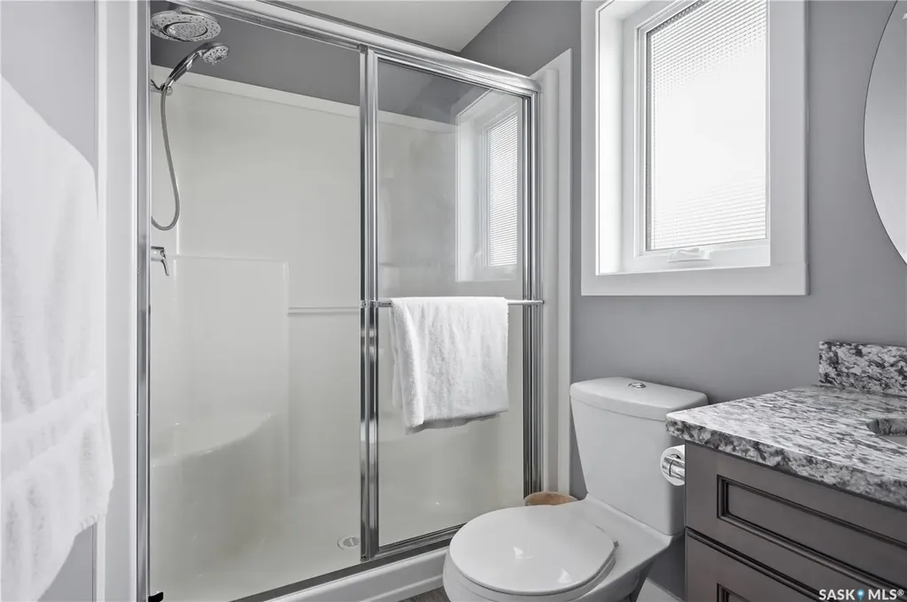 4009 Alton Crescent Regina SK S4W 0H6