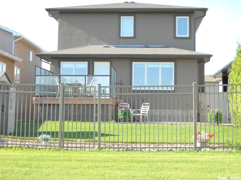 4009 Alton Crescent Regina SK S4W 0H6
