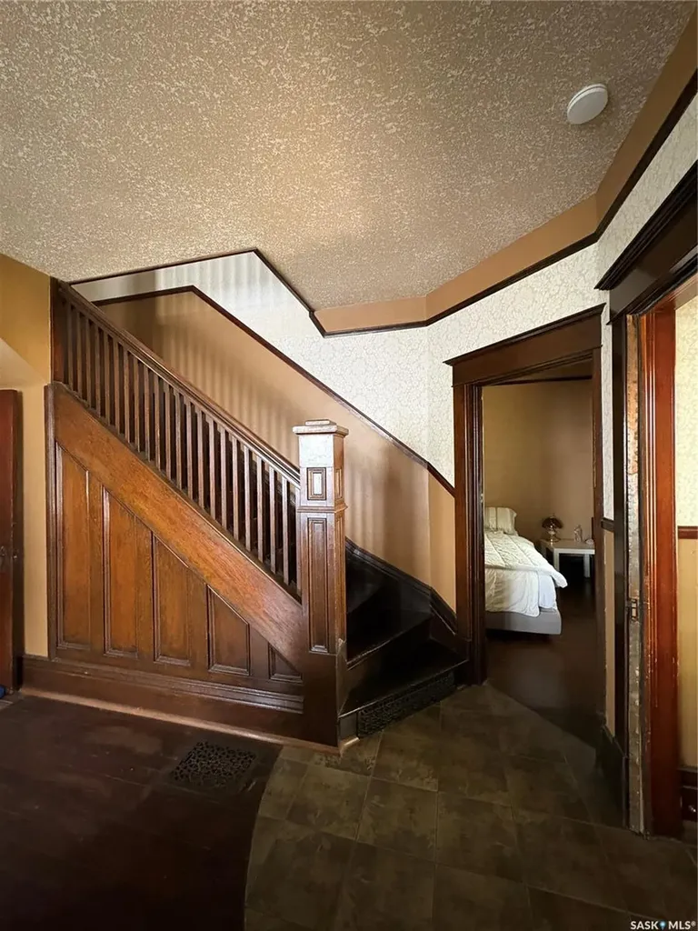 138 First Avenue N Yorkton SK S3N 1J8